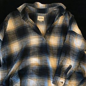 American Eagle Oversized Navy Flannel Size XS
